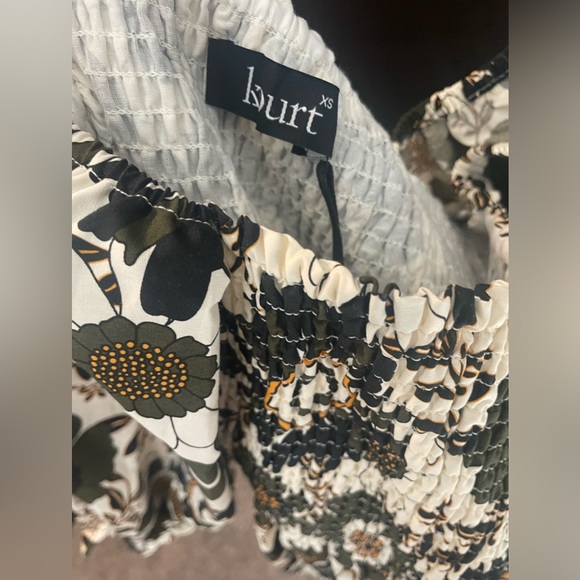 Few Moda Dress - Picture 3 of 3